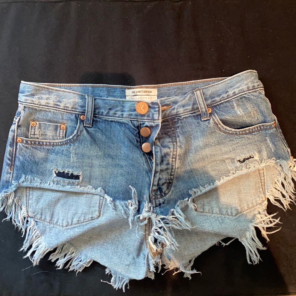 ONETEASPOON shorts size 27